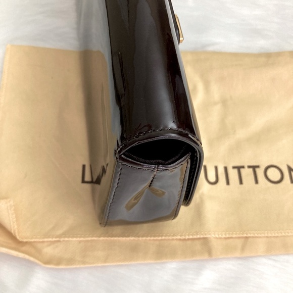 Stunning Clutch - Picture 13 of 17